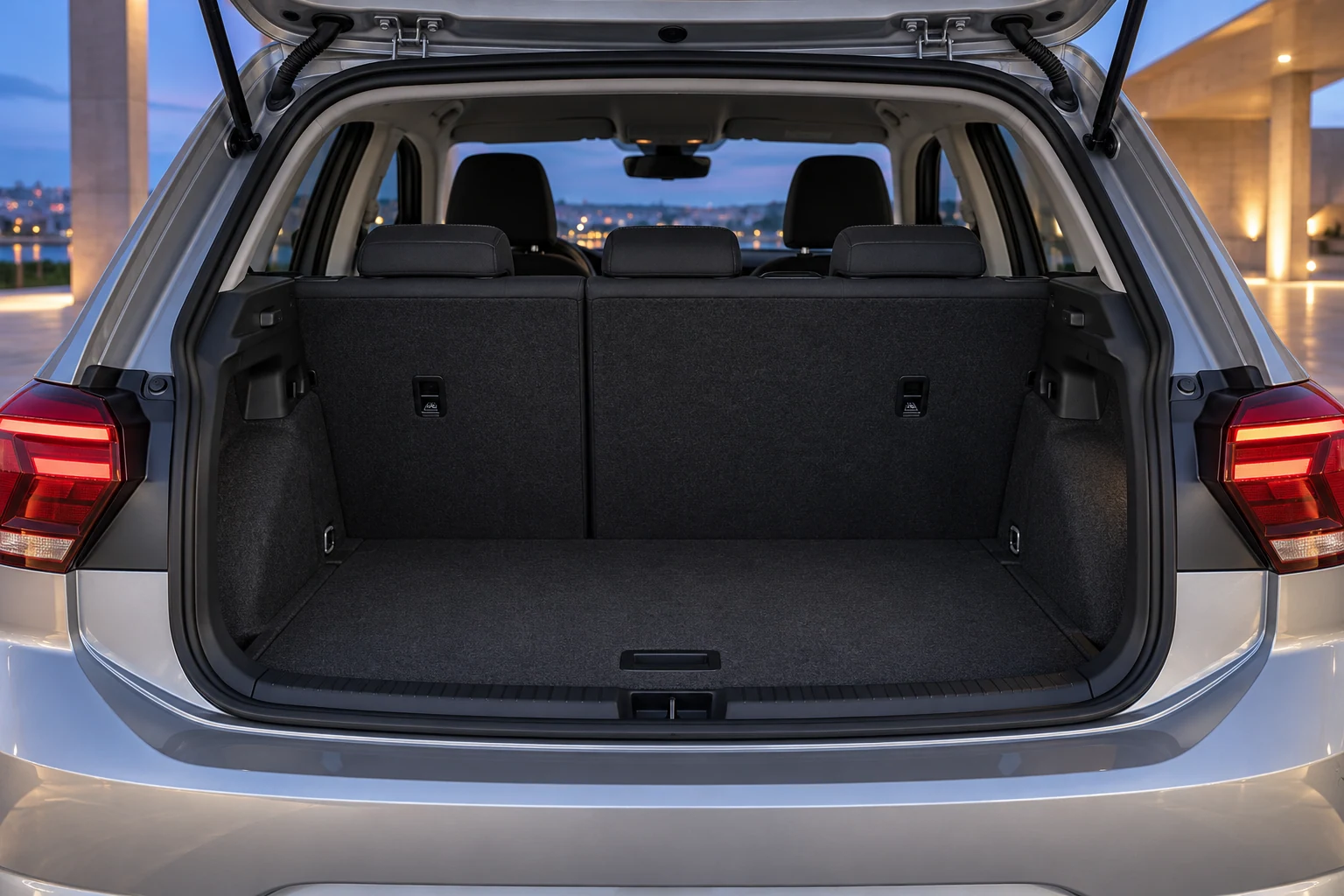 Volkswagen Polo — vehicle details / 4